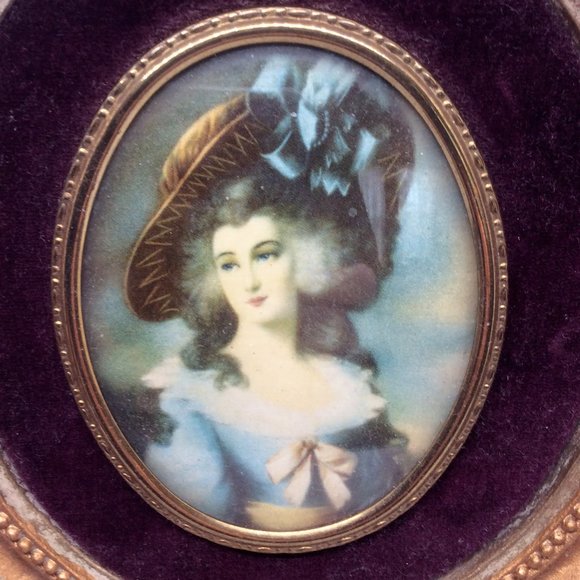 Vintage Framed Portrait - Cameo Creation of Lady Sheffield - Picture 2 of 4